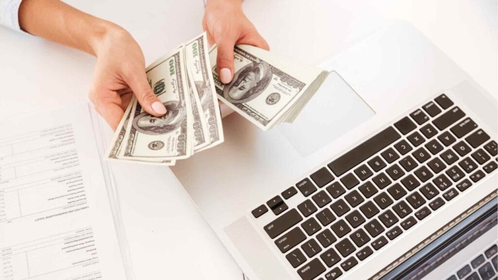 5 Tips Menghasilkan Uang Melalui Internet, Pemula Wajib Coba!